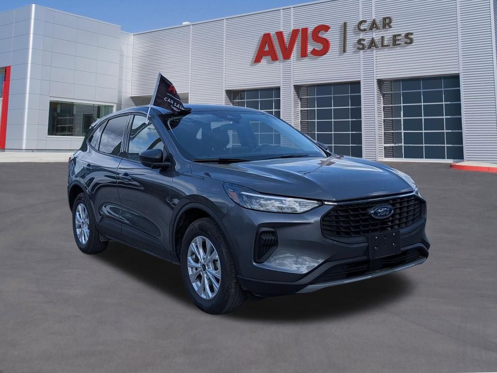 Thumbnail: 2025 Ford Escape - 3