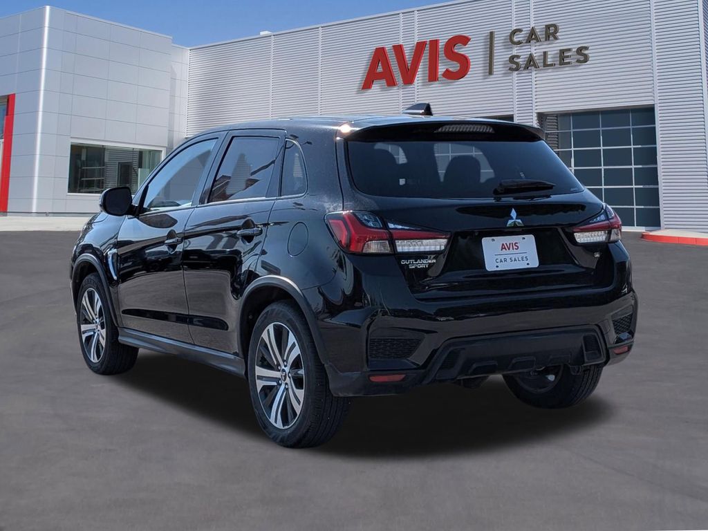 Thumbnail: 2025 Mitsubishi Outlander Sport - 9