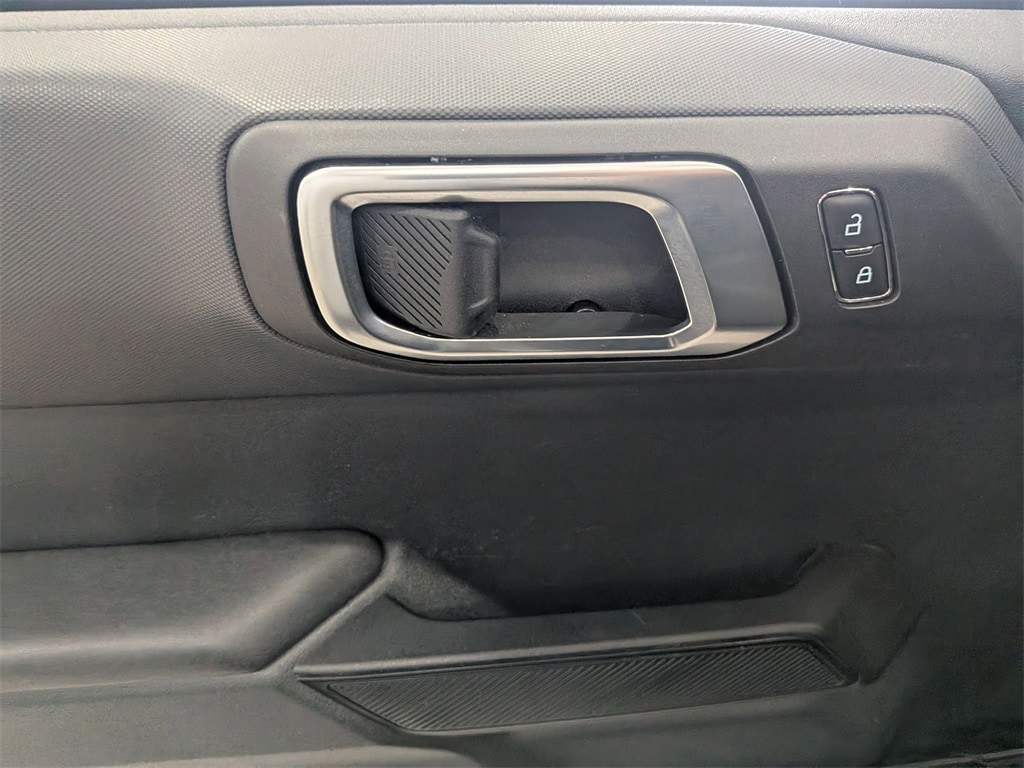 Thumbnail: 2025 Ford Bronco - 9