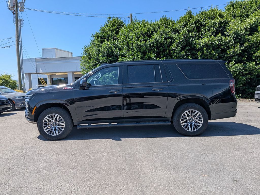 Thumbnail: 2025 Chevrolet Suburban - 8