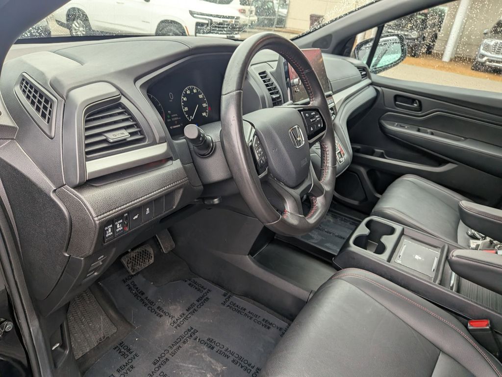 Thumbnail: 2025 Honda Odyssey - 15