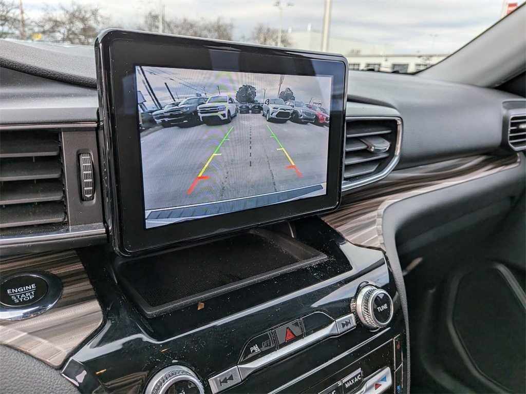 Thumbnail: 2023 Ford Explorer - 18