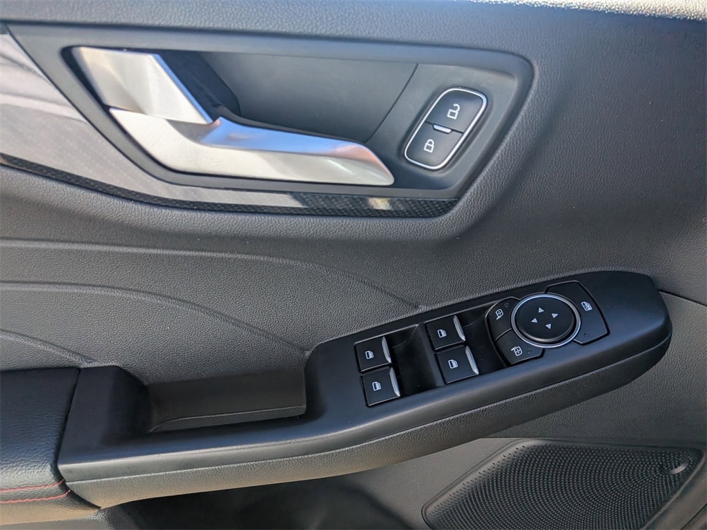 Thumbnail: 2025 Ford Escape - 11