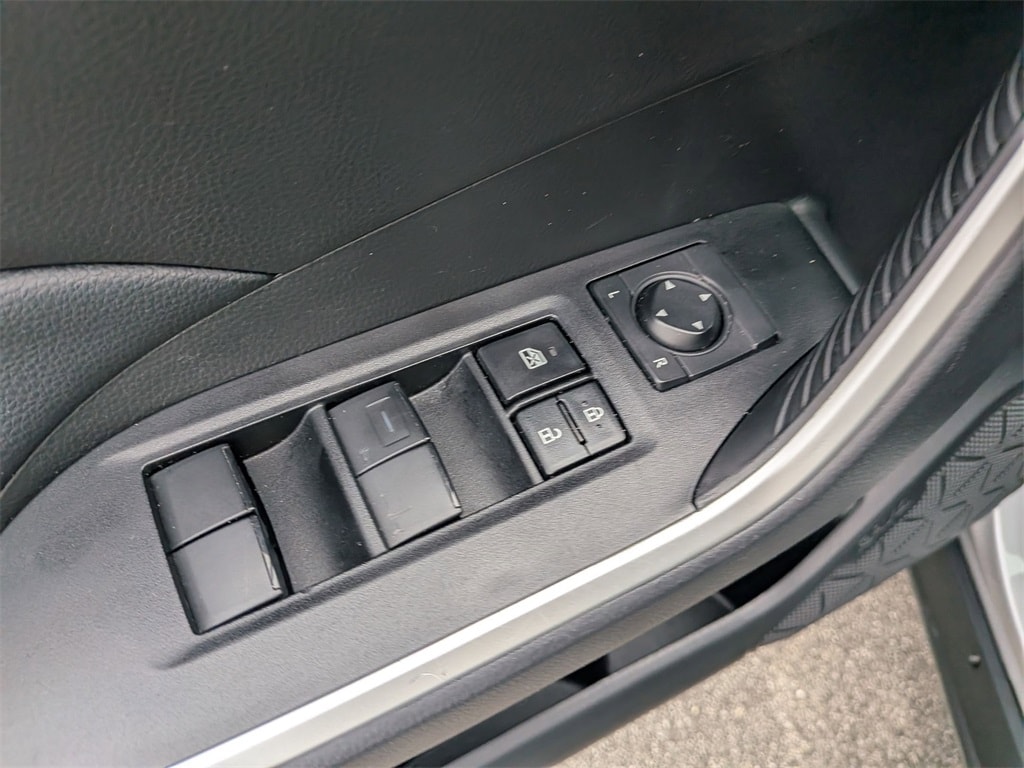 Thumbnail: 2024 Toyota RAV4 - 13