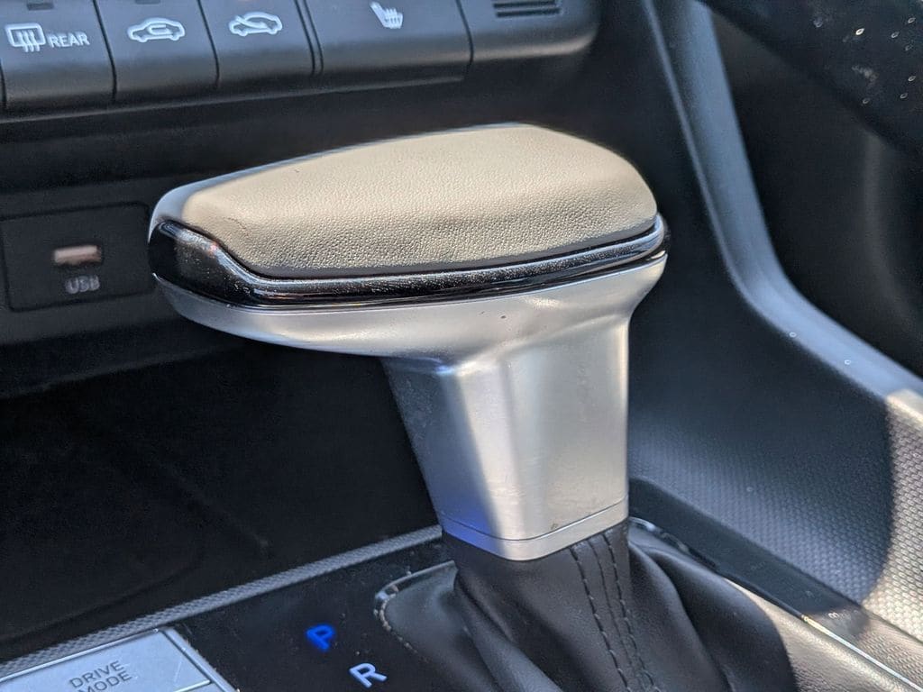 Thumbnail: 2025 Hyundai Elantra - 20