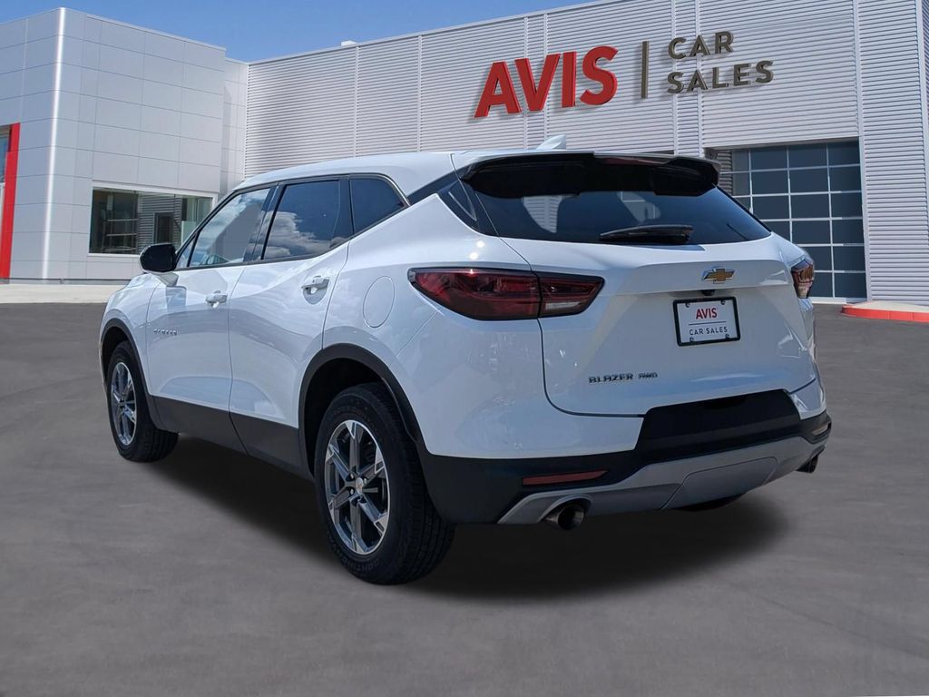 Thumbnail: 2025 Chevrolet Blazer - 9