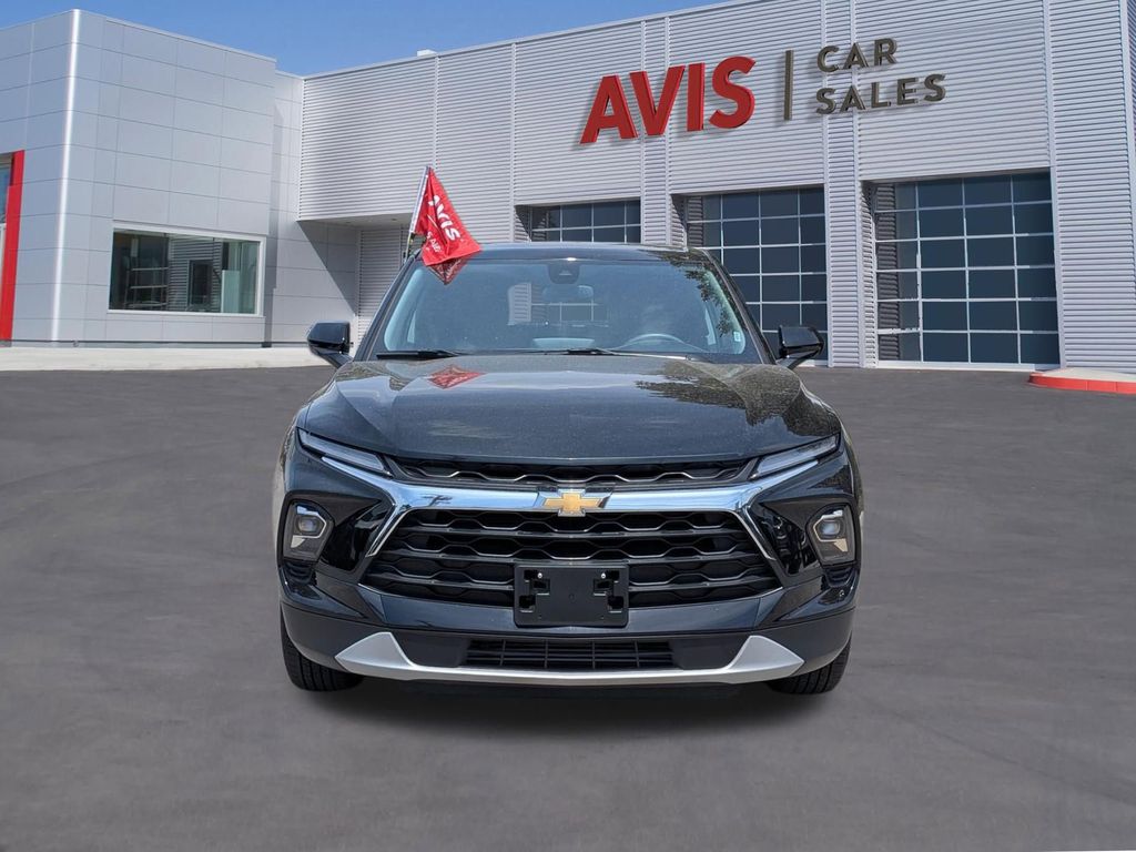 Thumbnail: 2025 Chevrolet Blazer - 2