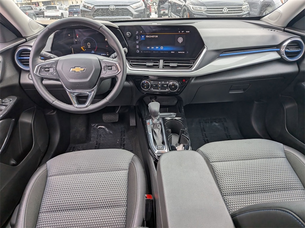 Thumbnail: 2025 Chevrolet Trax - 23