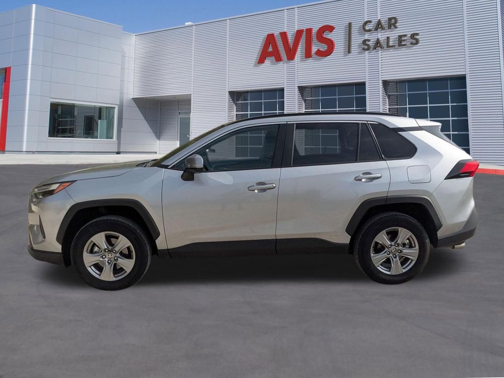 Thumbnail: 2025 Toyota RAV4 - 10