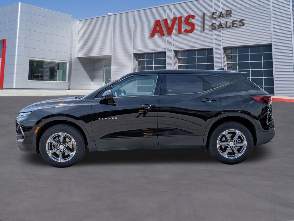 Thumbnail: 2025 Chevrolet Blazer - 10