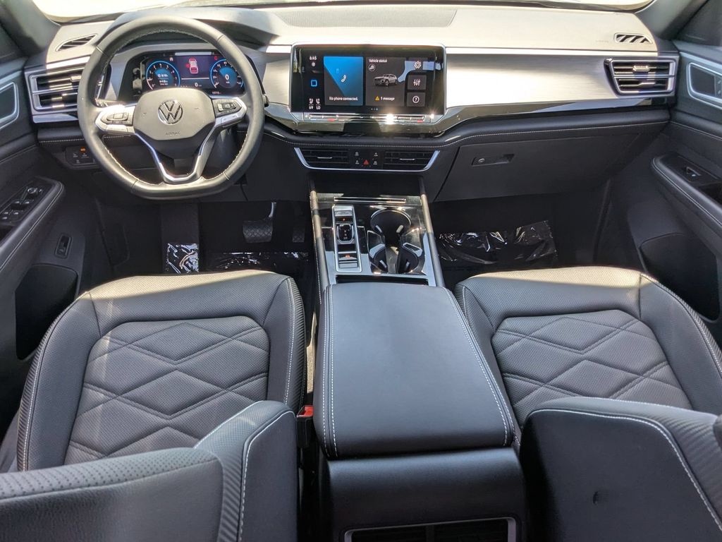 2025 Volkswagen Atlas Cross Sport SE w/Tech - Photo 25