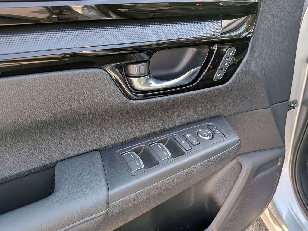 Thumbnail: 2025 Honda CR-V - 13