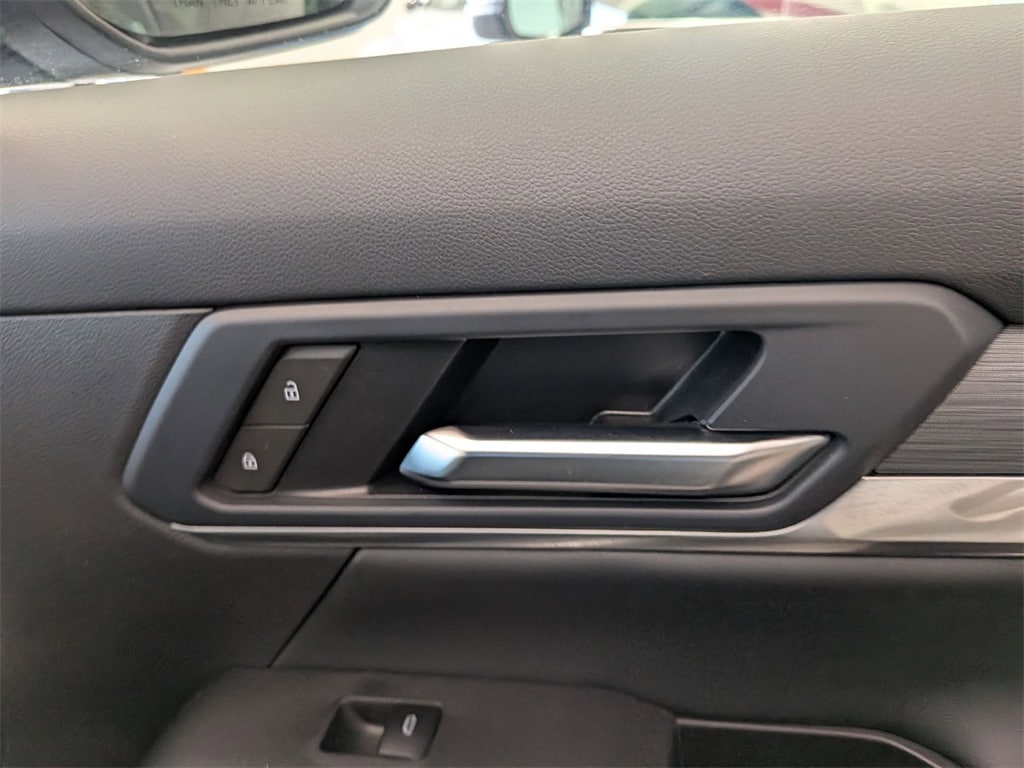 Thumbnail: 2025 GMC Terrain - 28