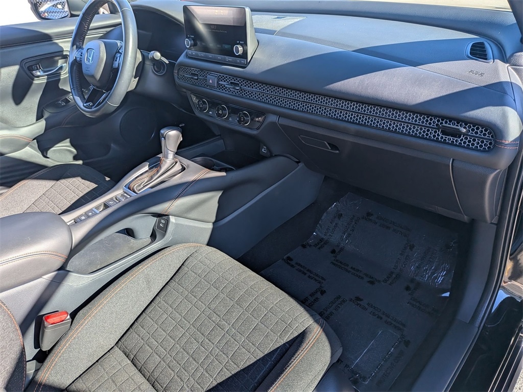 Thumbnail: 2025 Honda HR-V - 34