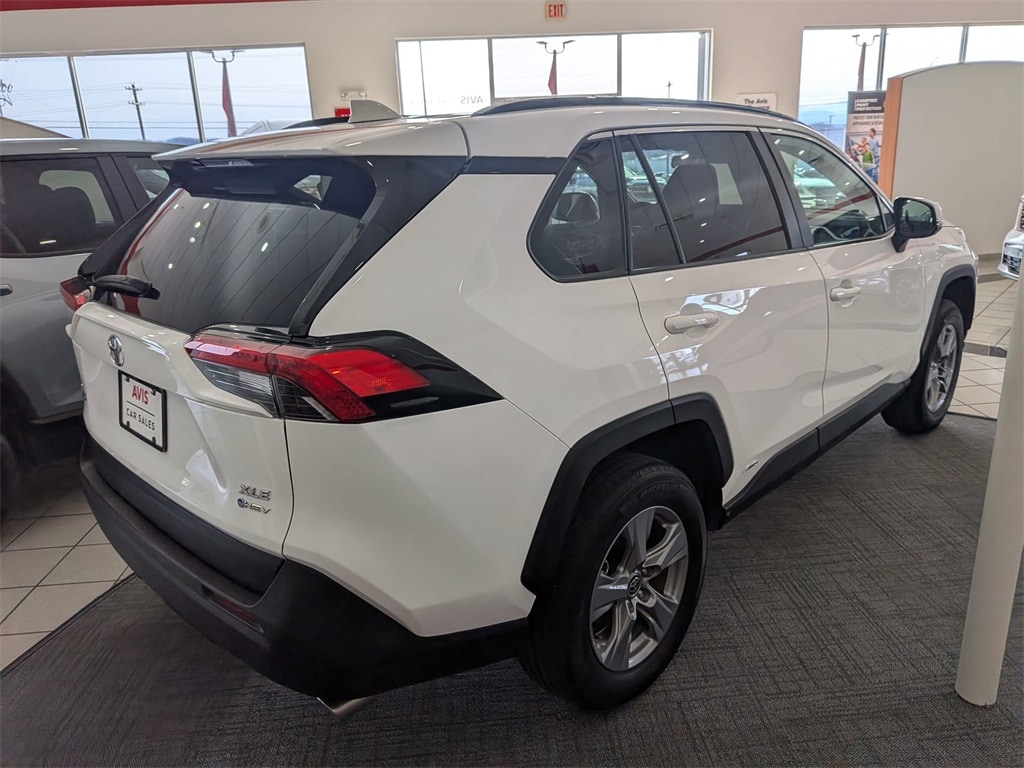 Thumbnail: 2025 Toyota RAV4 - 6