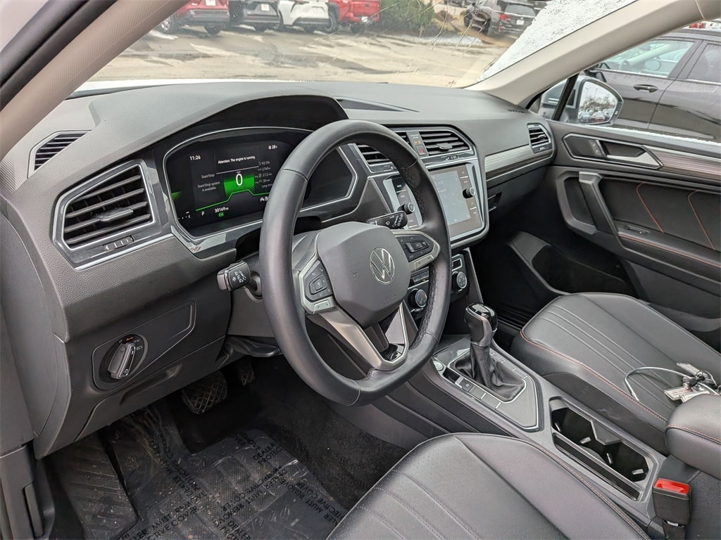 Thumbnail: 2024 Volkswagen Tiguan - 15