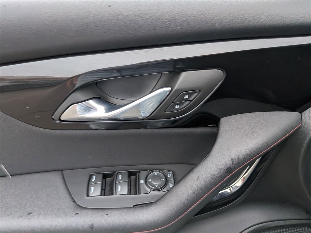 Thumbnail: 2025 Chevrolet Blazer - 11