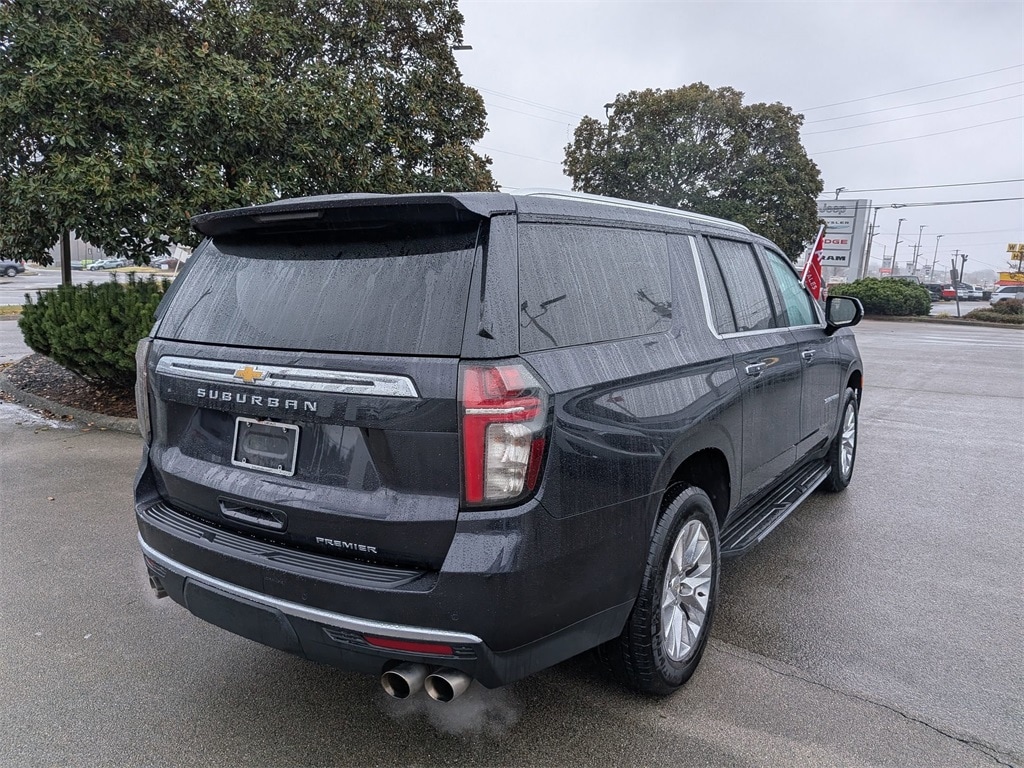Thumbnail: 2023 Chevrolet Suburban - 6