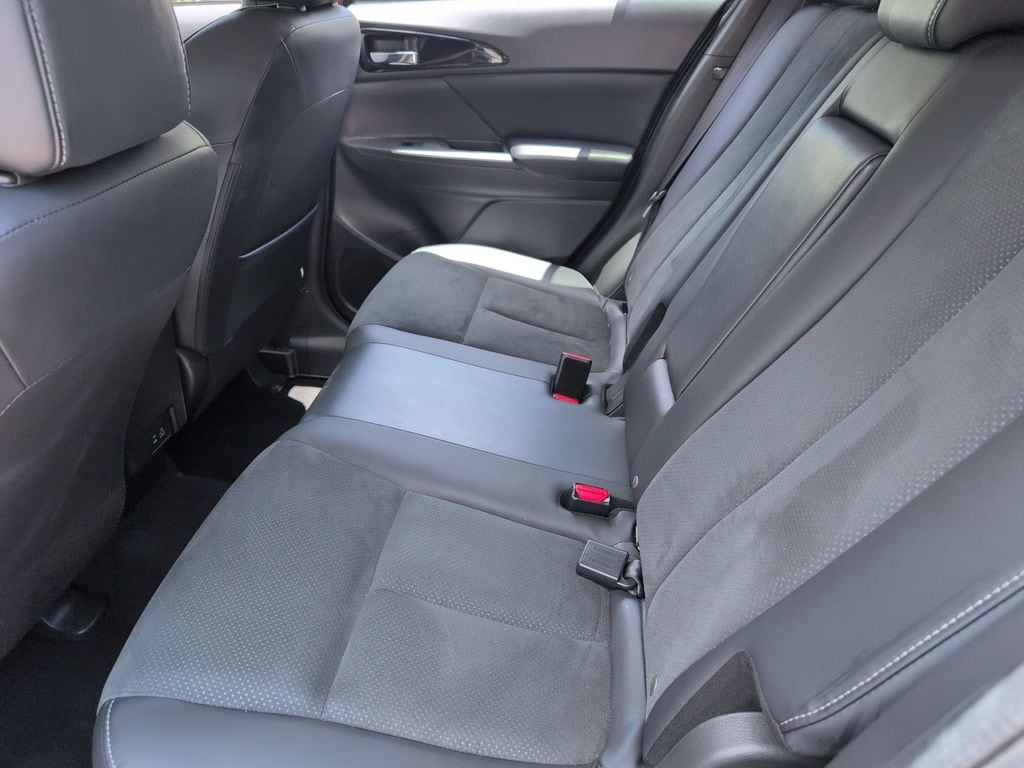 Thumbnail: 2025 Mitsubishi Eclipse Cross - 27