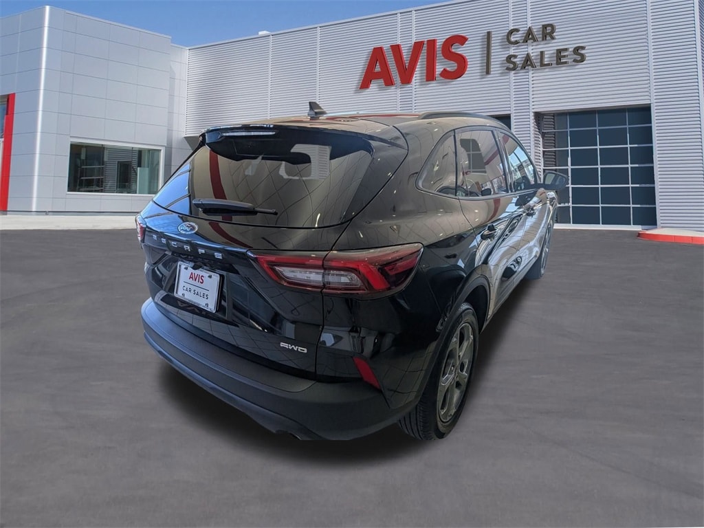 Thumbnail: 2025 Ford Escape - 5