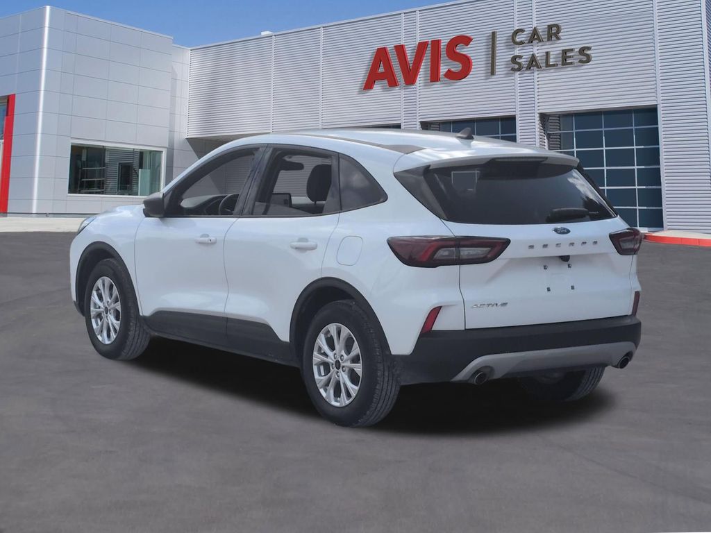 Thumbnail: 2025 Ford Escape - 9