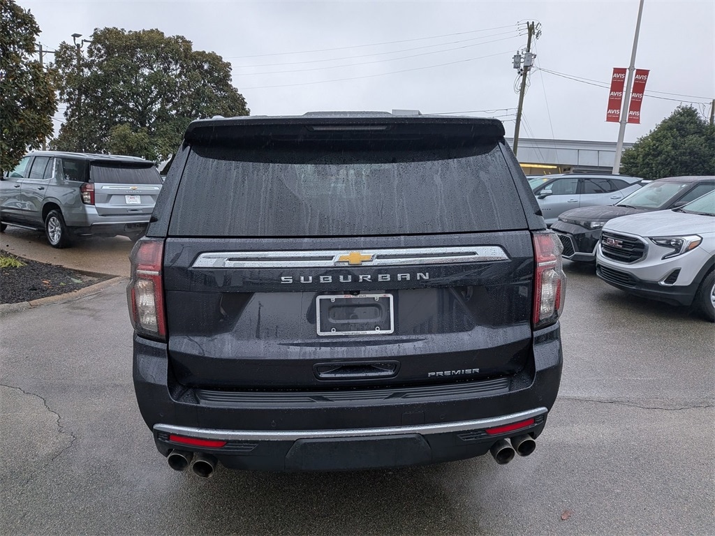 Thumbnail: 2023 Chevrolet Suburban - 7