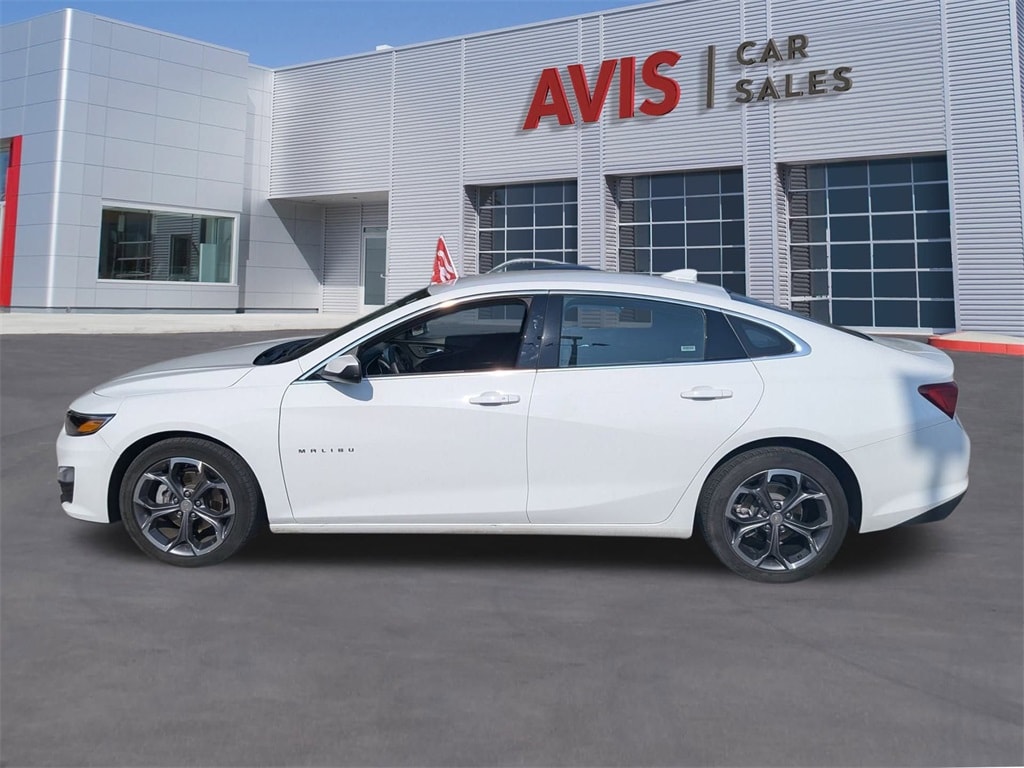 Thumbnail: 2024 Chevrolet Malibu - 10