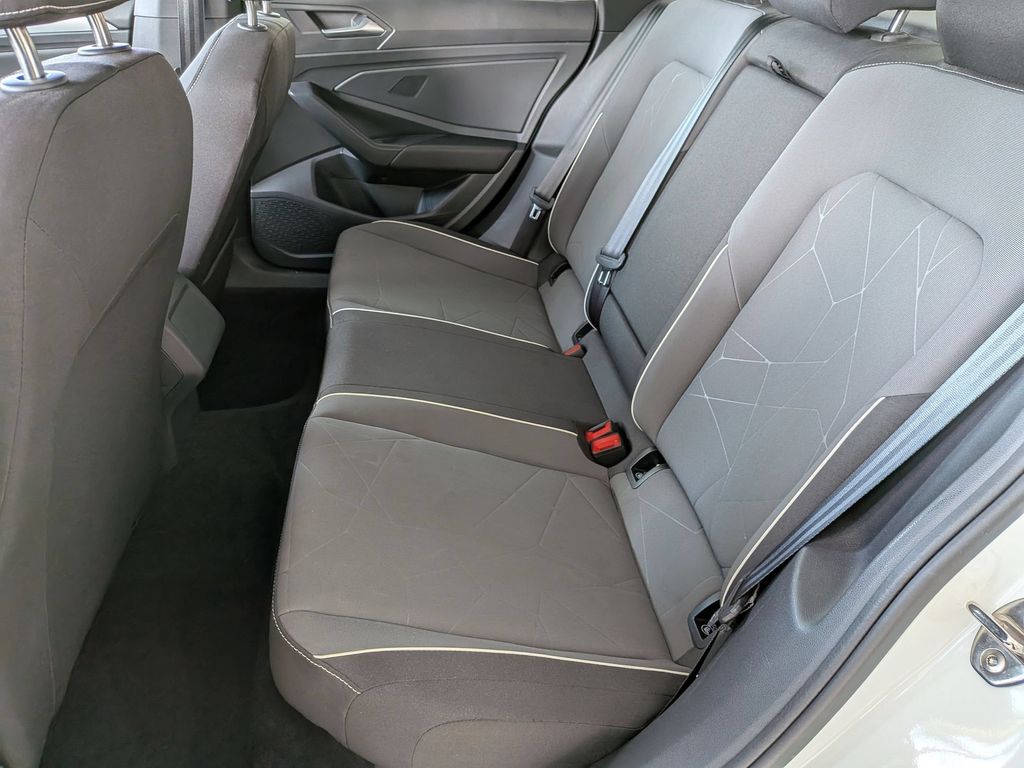 2025 Volkswagen Jetta Sport - Photo 21