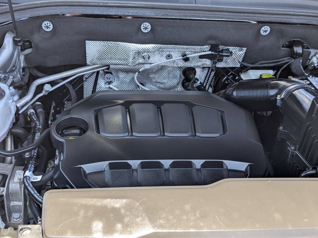 2025 Volkswagen Atlas Cross Sport SE w/Tech - Photo 33