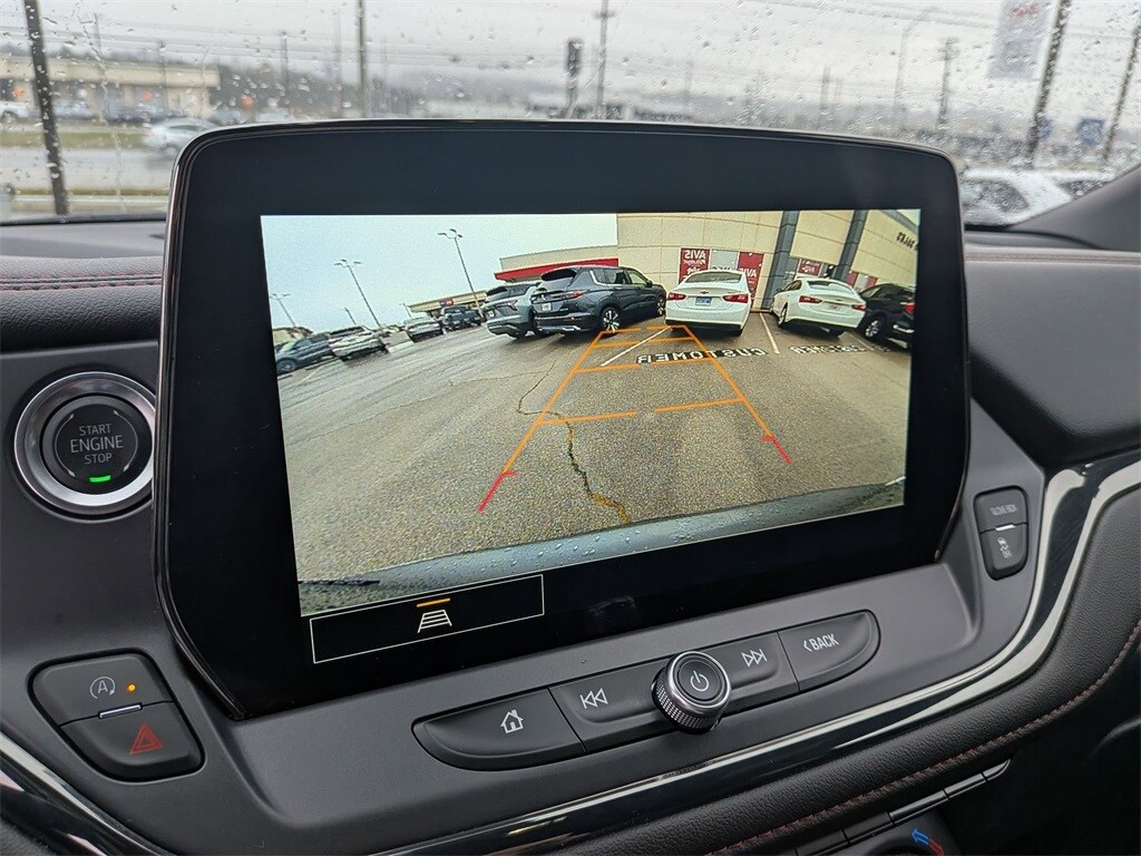 Thumbnail: 2025 Chevrolet Blazer - 18