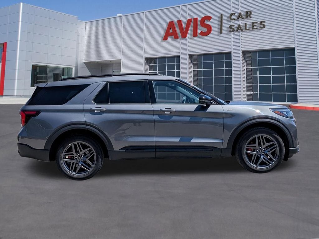 Thumbnail: 2025 Ford Explorer - 5