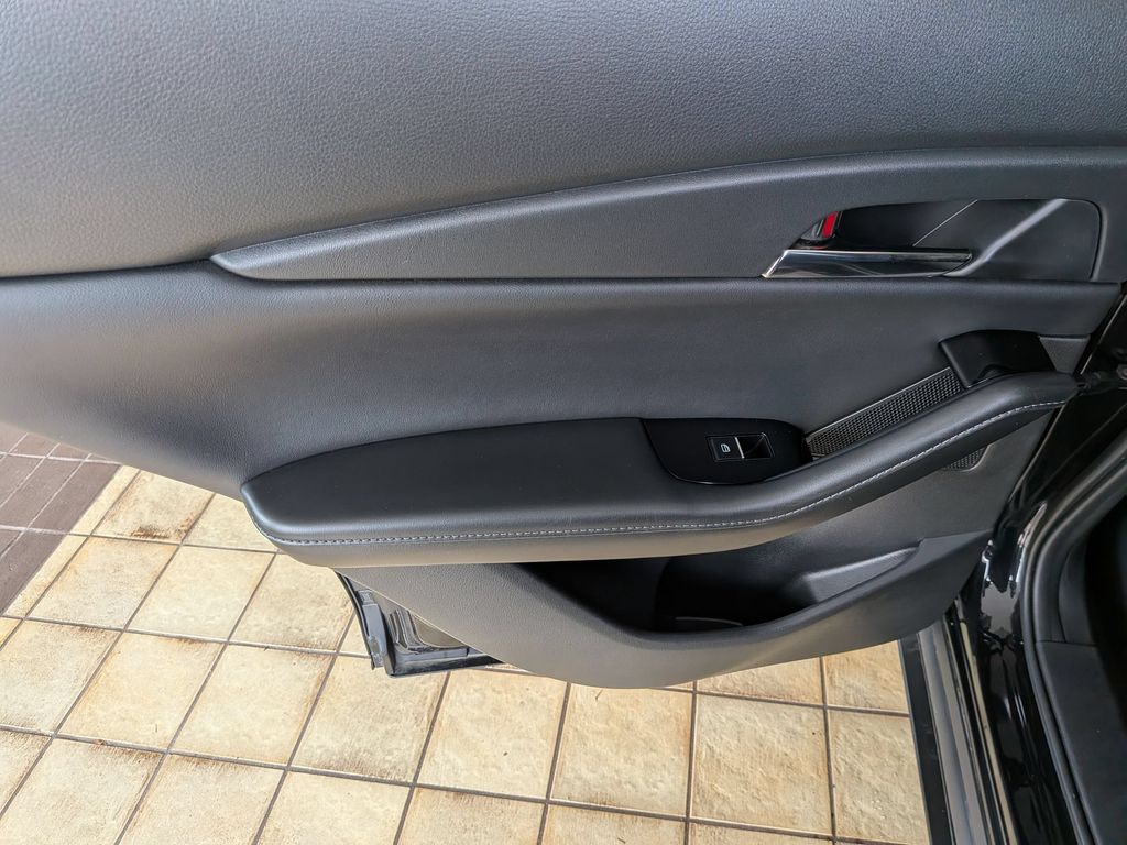 2025 Mazda CX-30 Preferred - Photo 23