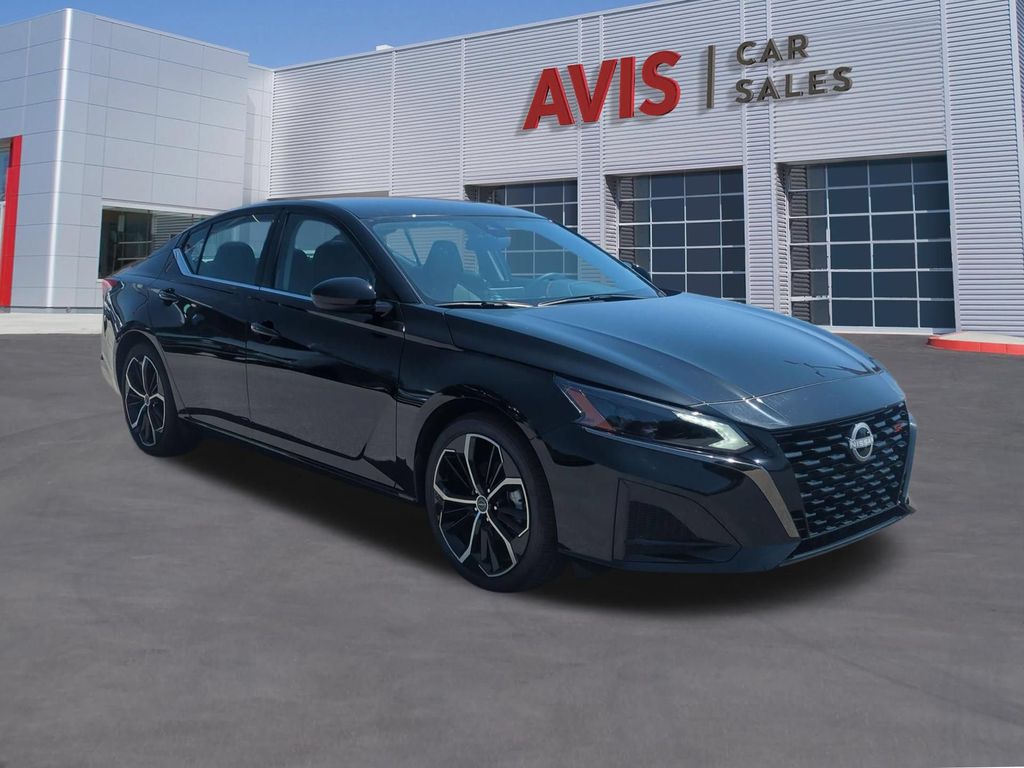 Thumbnail: 2025 Nissan Altima - 3