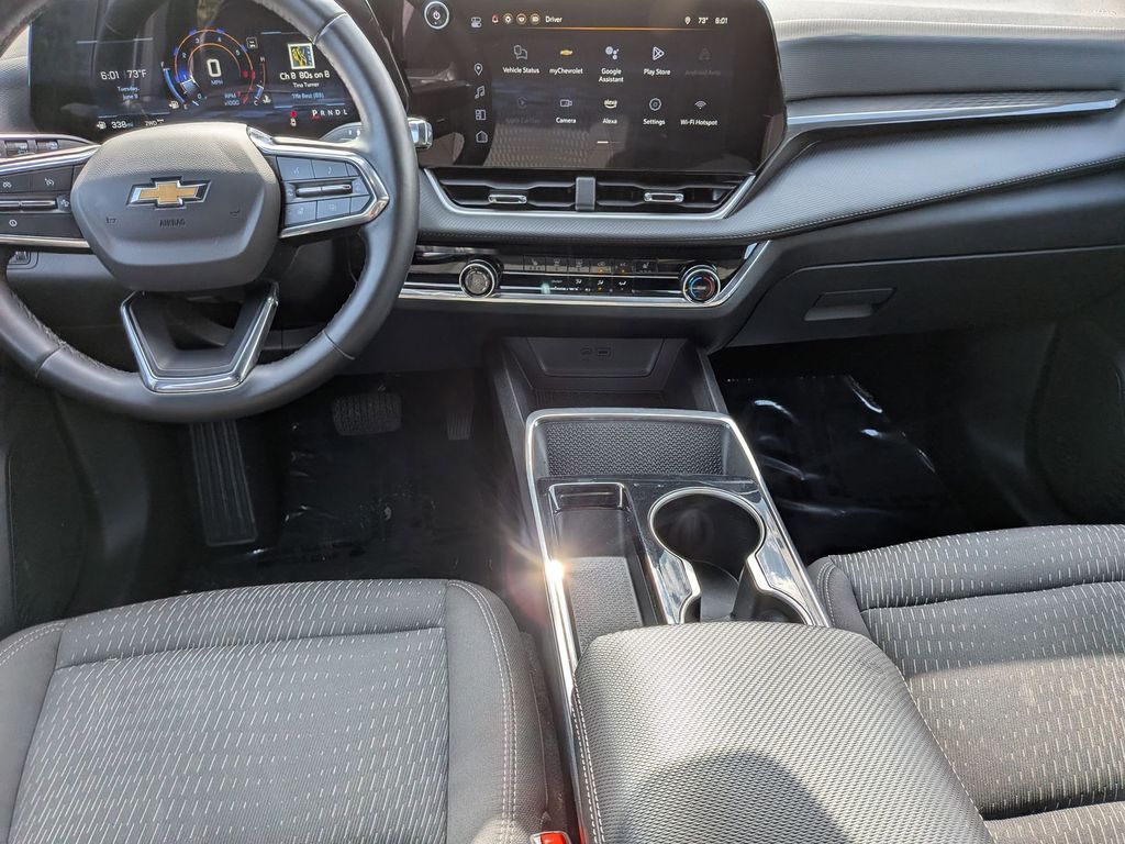 Thumbnail: 2025 Chevrolet Equinox - 22