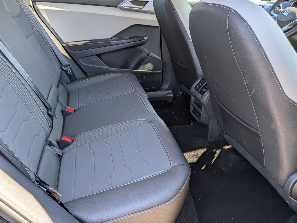 Thumbnail: 2025 Volkswagen Taos - 28