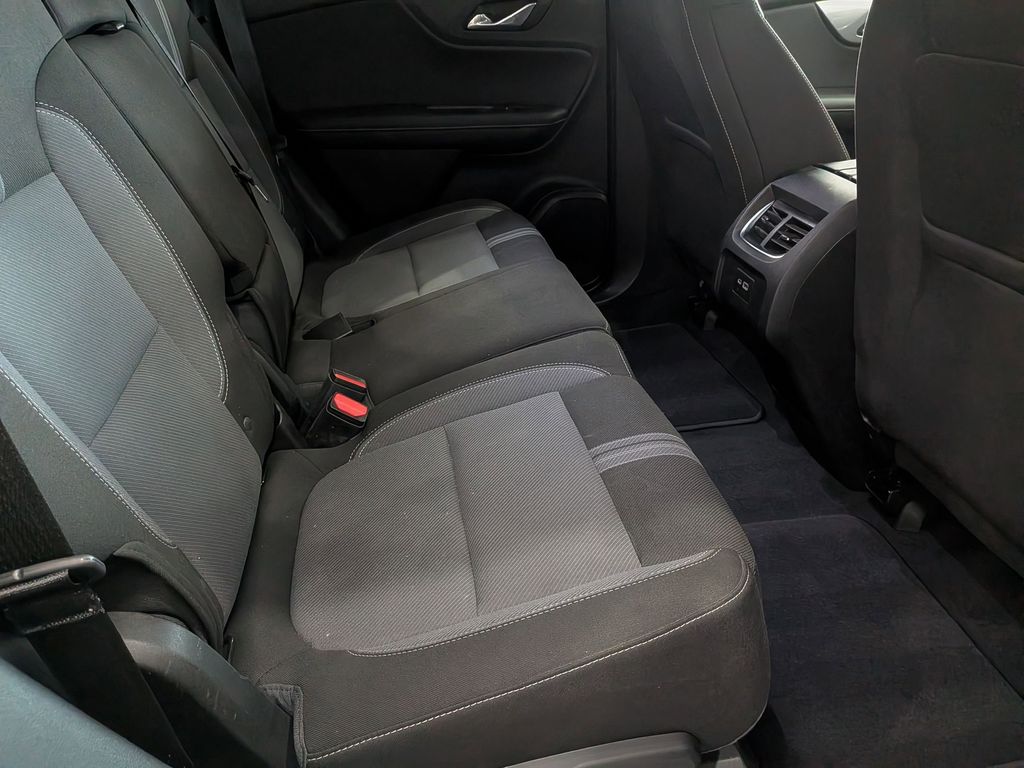 Thumbnail: 2025 Chevrolet Blazer - 28