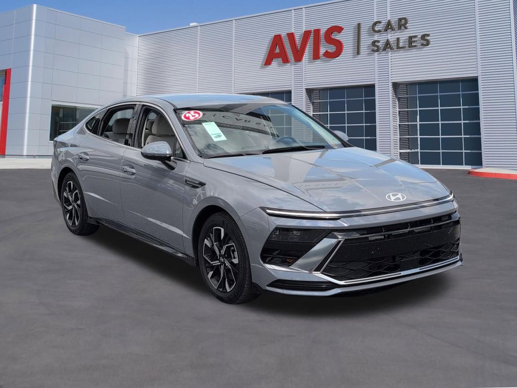 Thumbnail: 2025 Hyundai Sonata - 3