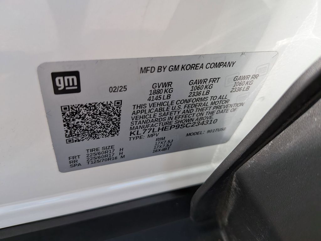 Thumbnail: 2025 Chevrolet Trax - 34