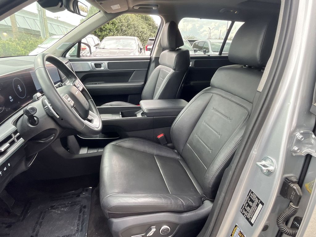 Thumbnail: 2025 Hyundai Santa Fe - 25