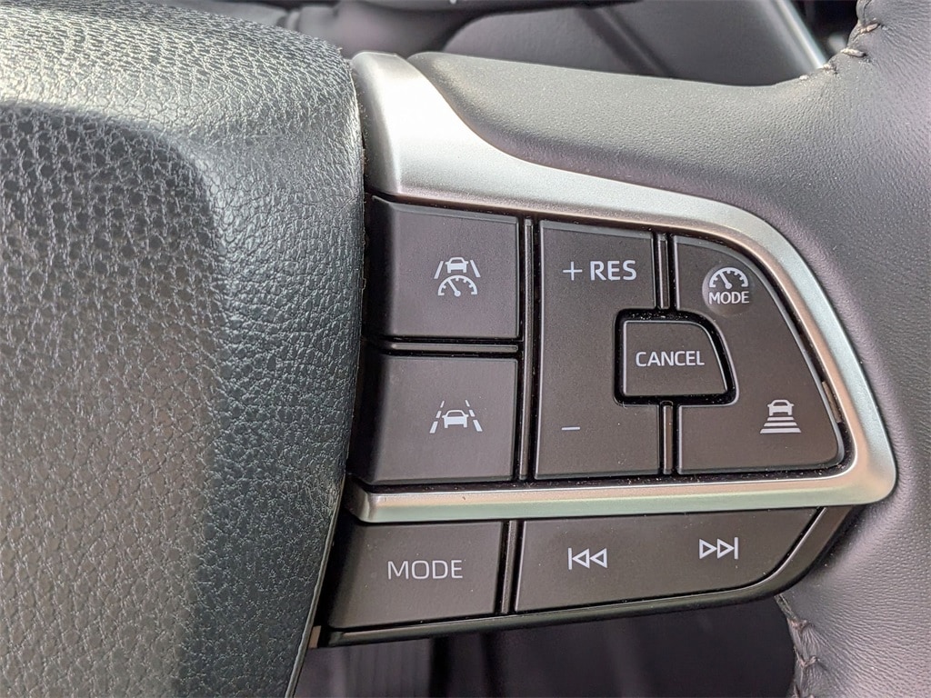 Thumbnail: 2025 Toyota Grand Highlander - 21