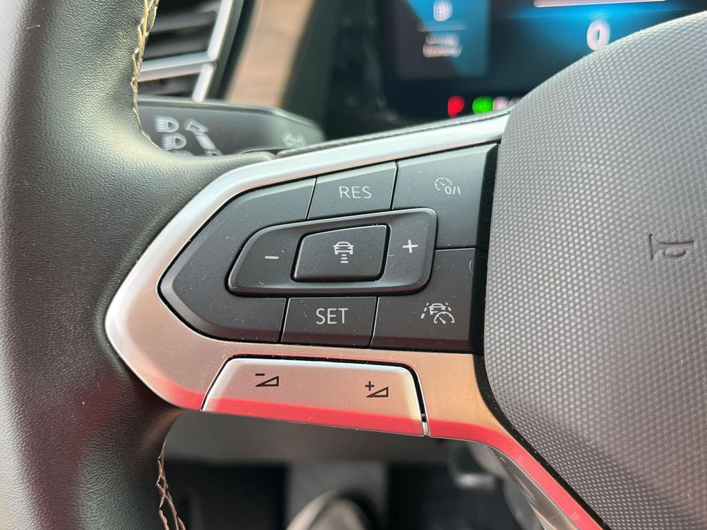 Thumbnail: 2025 Volkswagen Atlas - 20