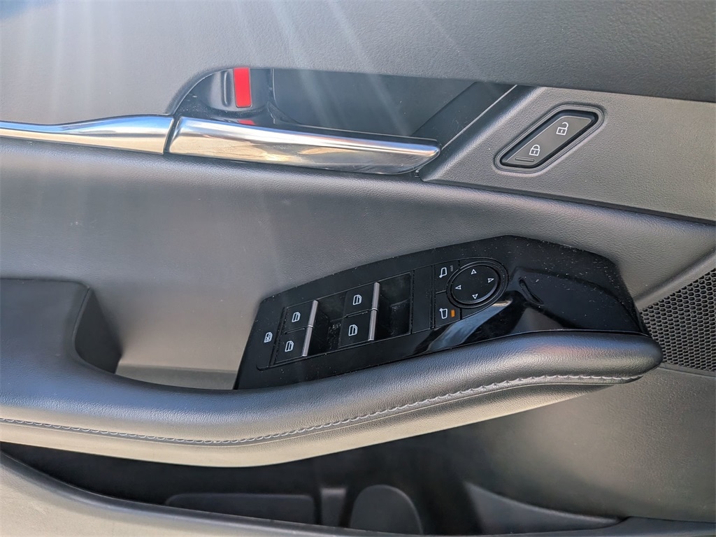 Thumbnail: 2025 Mazda CX-30 - 9