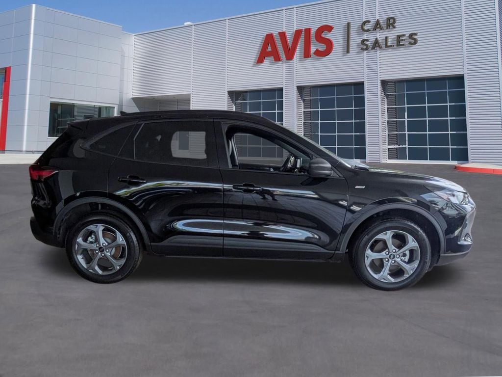 Thumbnail: 2025 Ford Escape - 5