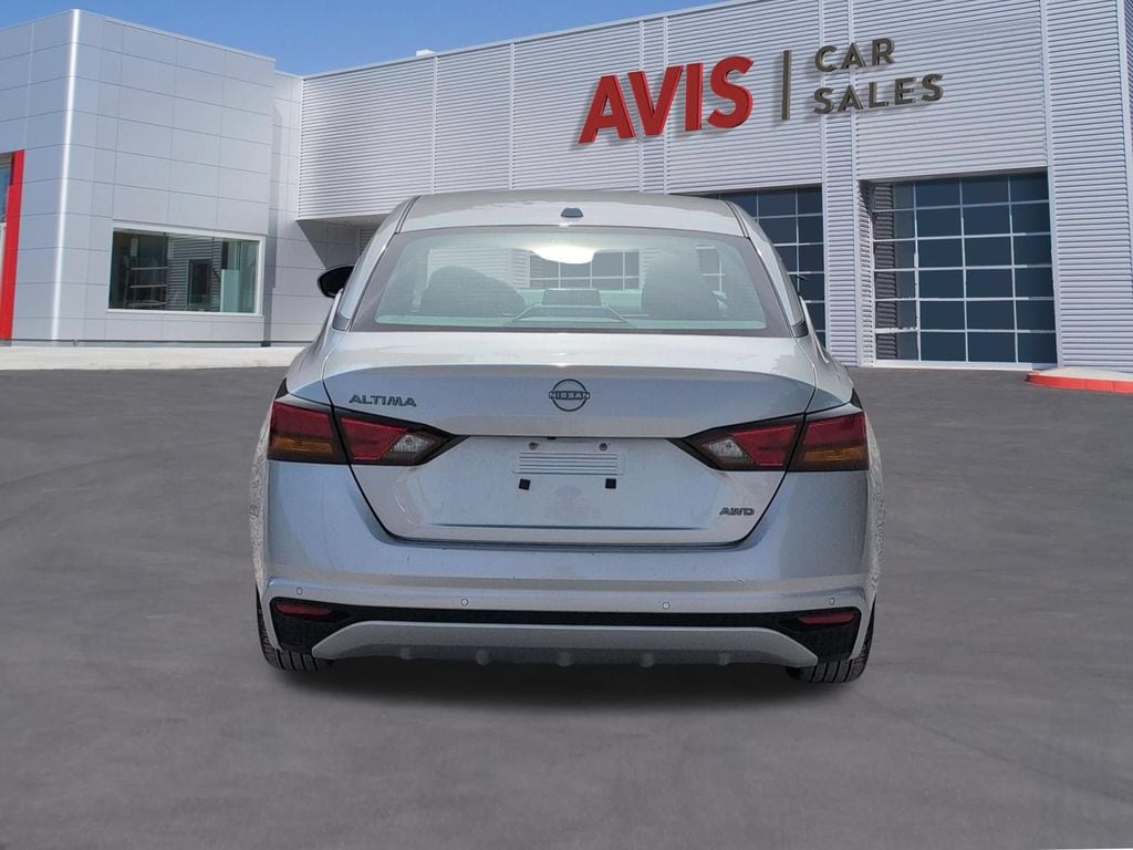 Thumbnail: 2025 Nissan Altima - 7