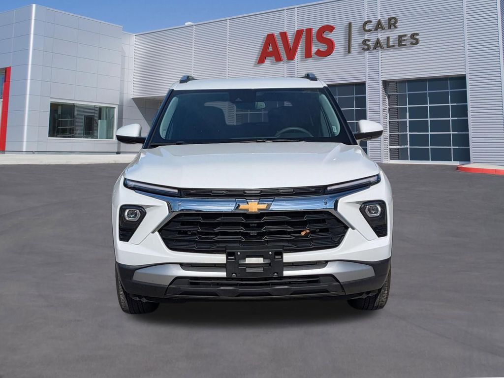 Thumbnail: 2025 Chevrolet TrailBlazer - 2