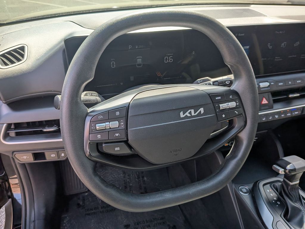 Thumbnail: 2025 Kia K4 - 19