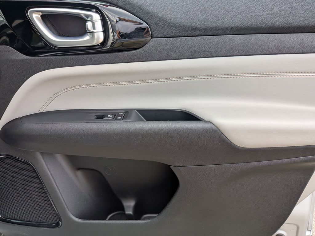 Thumbnail: 2025 Jeep Compass - 33