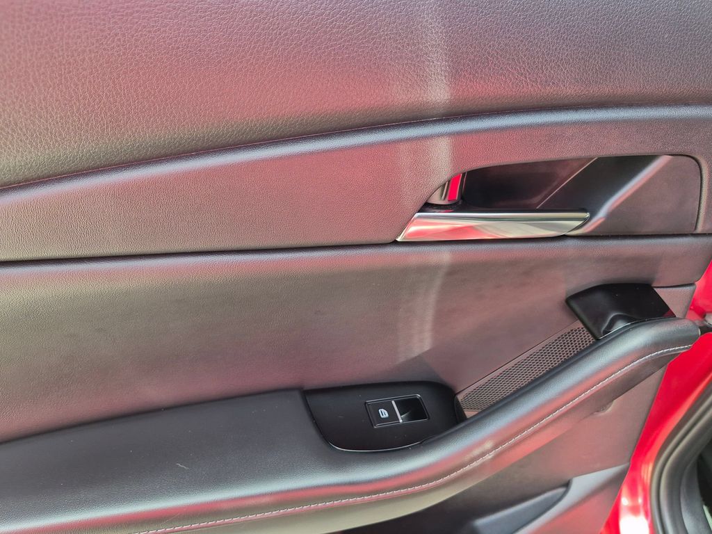 2025 Mazda CX-30 Preferred - Photo 28