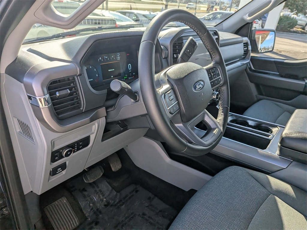 Thumbnail: 2025 Ford F-150 - 15