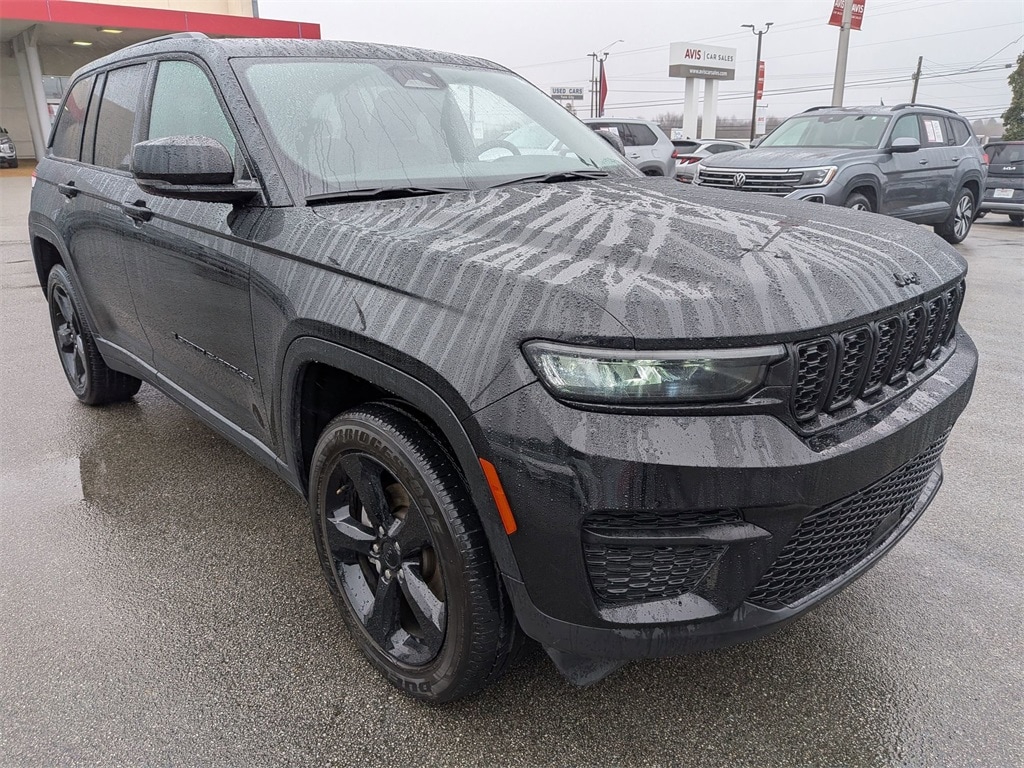 Certified 2024 Jeep Grand Cherokee Altitude SUV